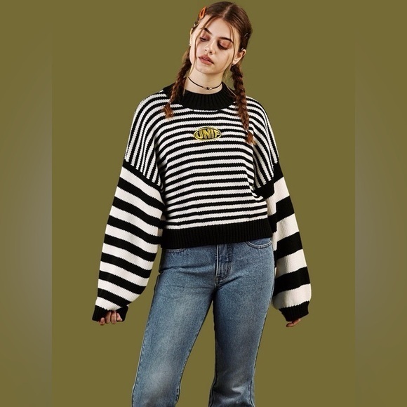 UNIF • Clarissa Black & White Striped Embroidered Logo Oversized Sweater S - Picture 1 of 12